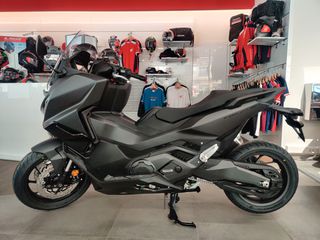 Honda Forza 750 2026-thumb-1