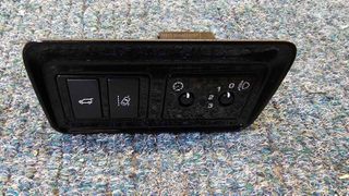 LAND ROVER & JAGUAR | 2015 – 2024 | HK83-11654-CB | ΔΙΑΚΟΠΤΗΣ ΦΩΤΩΝ & ΑΠΑΣΦΑΛΙΣΗΣ ΠΟΡΤ-ΜΠΑΓΚΑΖ ΓΝΗΣΙΟΣ ΜΕΤΑΧΕΙΡΙΣΜΕΝΟΣ