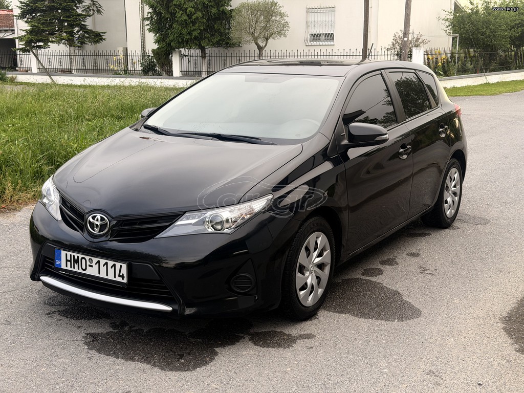 Toyota Auris 2014 1.33 Active