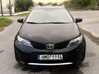 Toyota Auris 2014 1.33 Active-thumb-1