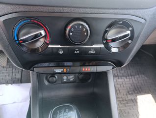 Hyundai i 20 2016 1.200-thumb-14