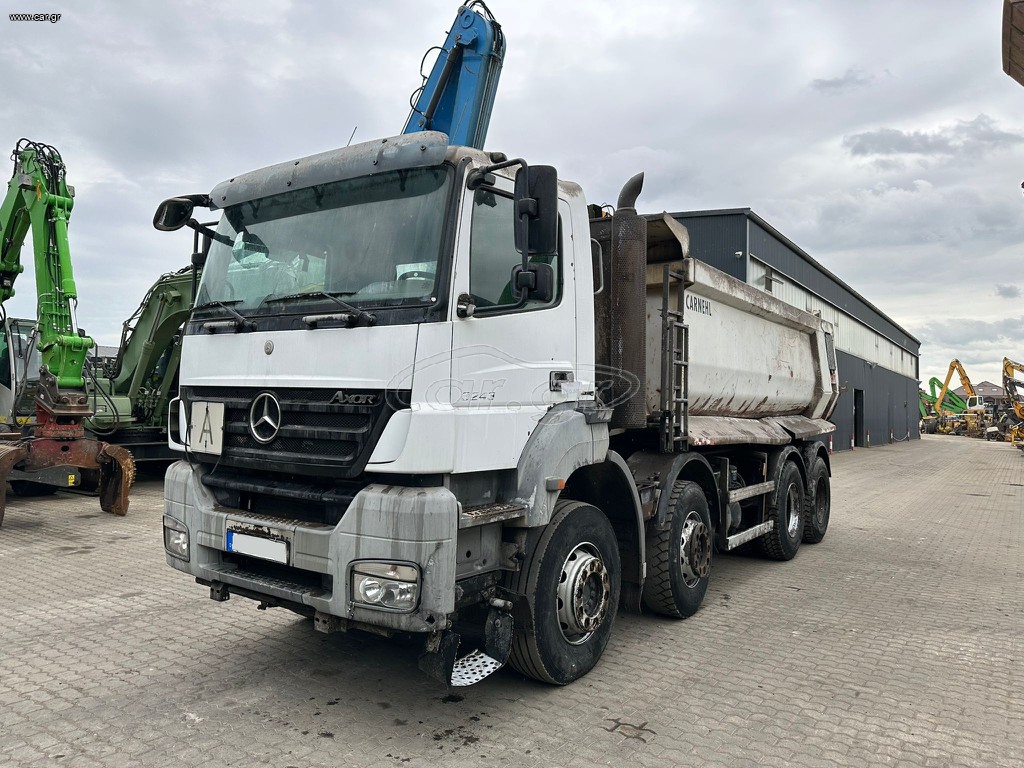 Ανατροπή Mercedes-Benz 2011 3243 Axor / 8x4 / Carnehl 18 m³