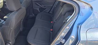 Ford Focus 2022-thumb-21