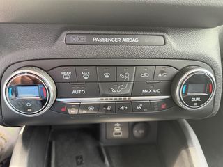 Ford Focus 2022-thumb-35