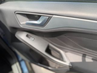 Ford Focus 2022-thumb-39