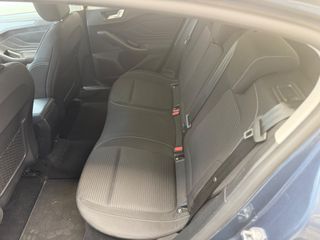 Ford Focus 2022-thumb-41