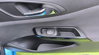 Opel Corsa 2018 1.4 16V 90HP - 1 ΧΕΡΙ - XDRIVE-thumb-25