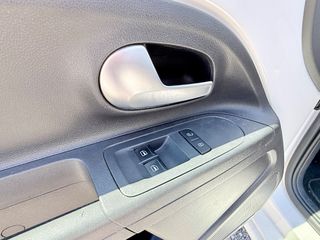 Volkswagen Up 2018 Start stop, book servise!-thumb-10