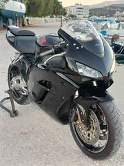Honda CBR 1000RR 2005 FIREBLADE