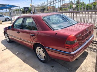 Mercedes-Benz C 180 2005 elegance-thumb-5