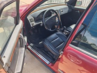 Mercedes-Benz C 180 2005 elegance-thumb-15