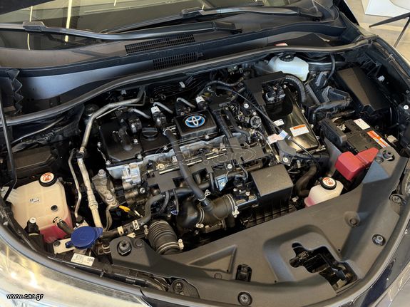 Toyota C-HR 2022 1.8 HYBRID - BUSINESS EDITION