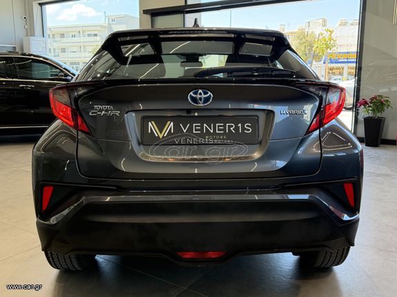 Toyota C-HR 2022 1.8 HYBRID - BUSINESS EDITION