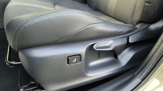 Toyota Yaris Cross 2022 1.5 Hybrid 2WD Adventure - 1 ΧΕΡΙ - XDRIVE-thumb-27