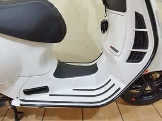 Vespa GTS Super Sport 300 2024 PIAGGIO-thumb-7
