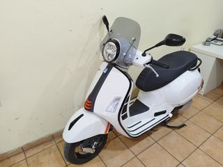 Vespa GTS Super Sport 300 2024 PIAGGIO-thumb-2