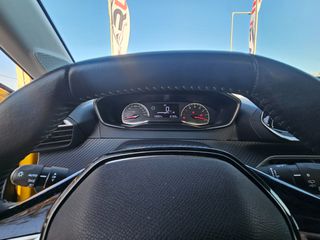 Peugeot 208 2023 LIKE-thumb-4
