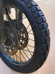 Triumph Tiger 800 XC 2011-thumb-2