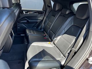 Porsche Cayenne 2018 E-HYBRID 462hp-thumb-19