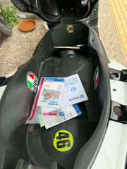 Yamaha XMAX 250 2010 2010-thumb-5
