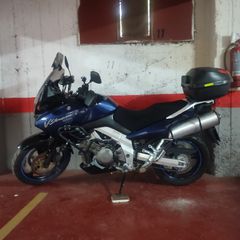 Suzuki V-Strom 1000 2002 DL 1000 V-STROM-thumb-3