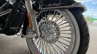 Harley Davidson Heritage Softail Classic 2022 FLHC - 107 CI - Milwaukee - CHICANO RIMS, 21/18-thumb-6