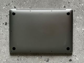 MacBook Air M1 – 8GB/256GB-thumb-2