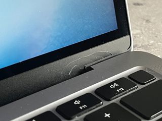 MacBook Air M1 – 8GB/256GB-thumb-5