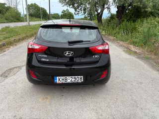 Hyundai i 30 2016 1.6 DIESEL-thumb-3