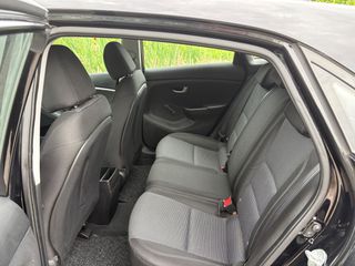 Hyundai i 30 2016 1.6 DIESEL-thumb-8