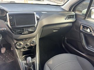 Peugeot 208 2018 208 1.5 100ps Diesel Euro6-thumb-9