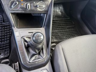 Volkswagen Polo 2021 1.0 MPI TRENDLINE-thumb-23