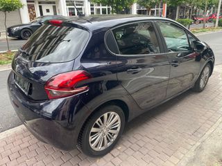 Peugeot 208 2019 1.2 PURETECH 82 SIGNATURE-thumb-4