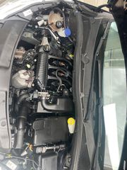 Peugeot 208 2019 1.2 PURETECH 82 SIGNATURE-thumb-5