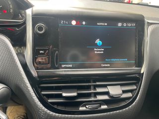Peugeot 208 2019 1.2 PURETECH 82 SIGNATURE-thumb-10