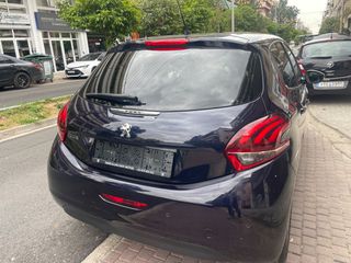 Peugeot 208 2019 1.2 PURETECH 82 SIGNATURE-thumb-12