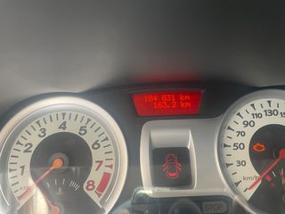 Renault Clio 2010 CLIO 1,6 16V GT-thumb-11
