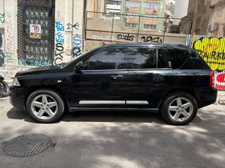 Jeep Compass 2009 LIMITED 4X4-thumb-2