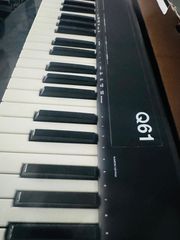 ALESIS Q61 MIDI KEYBOARD 61 KEYS-thumb-2
