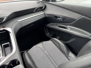 Peugeot 3008 2018 1.5 Blue-HDi Allure-thumb-12