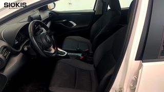 Toyota Yaris 2023 AUTOMATIC-thumb-10