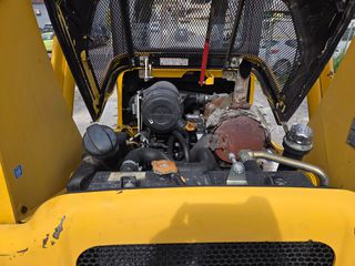 Φορτωτάκι Komatsu 2005 SK1020-thumb-5
