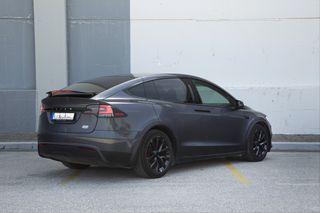 Tesla Model X 2023 Plaid-thumb-2
