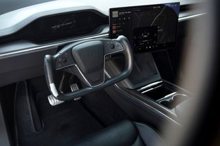 Tesla Model X 2023 Plaid-thumb-12