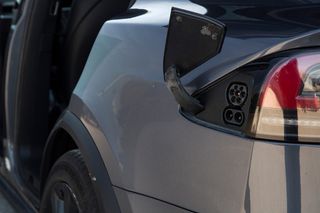 Tesla Model X 2023 Plaid-thumb-16