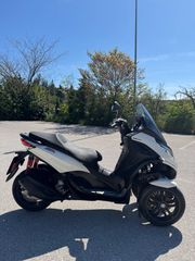Piaggio MP3 300 LT 2022 Οδηγειτε με διπλωμα αυτοκινητου-thumb-1