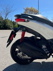 Piaggio MP3 300 LT 2022 Οδηγειτε με διπλωμα αυτοκινητου-thumb-7