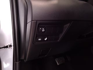 Mazda 2 Hybrid 2026 1.5 116hp AT FWD Exclusive-Line-thumb-15
