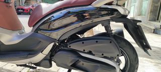 Piaggio Beverly 350 2012-thumb-5