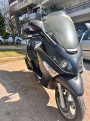 Piaggio XEvo 400 2008